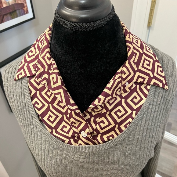 Tory Burch Gray Ribbed Women's Sweater with faux removable shirt collar sz M - Picture 4 of 15